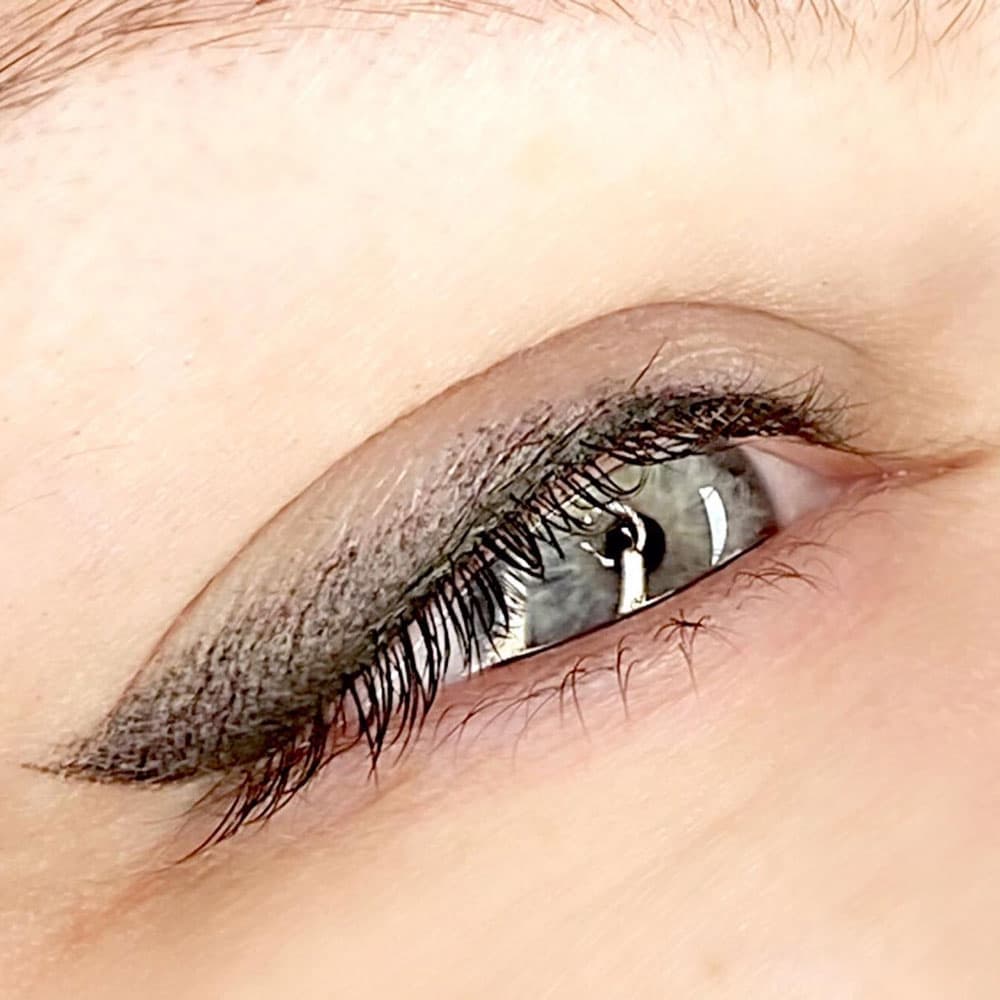 Smoky Eyeliner